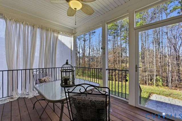 7012 Stafford Park Dr, Moseley, VA 23120