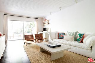 1131 Alta Loma Road, West Hollywood, CA 90069