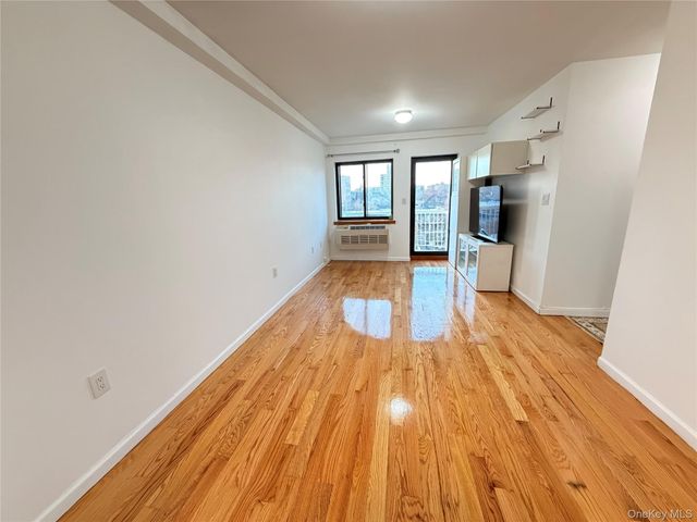 112-26 38th Avenue 4B, Corona, NY 11368