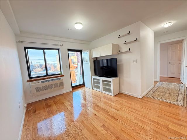 112-26 38th Avenue 4B, Corona, NY 11368