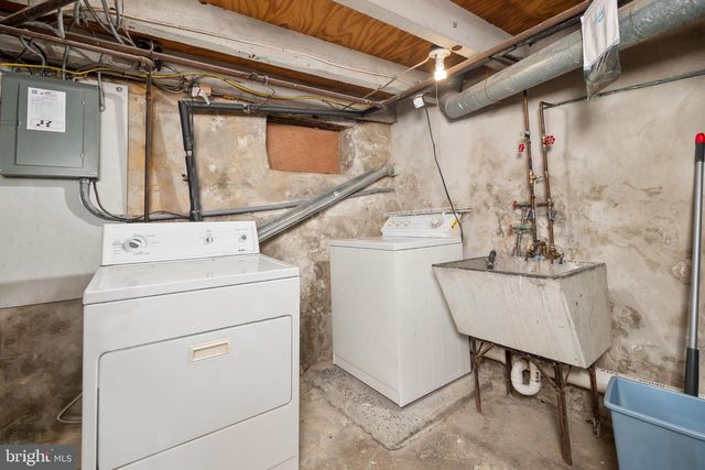 39 W DURHAM ST, Philadelphia, PA 19119