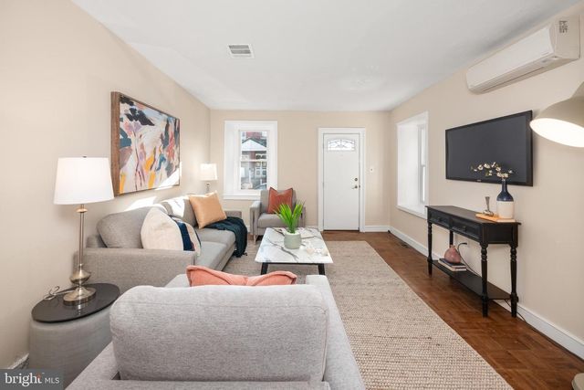 39 W DURHAM ST, Philadelphia, PA 19119