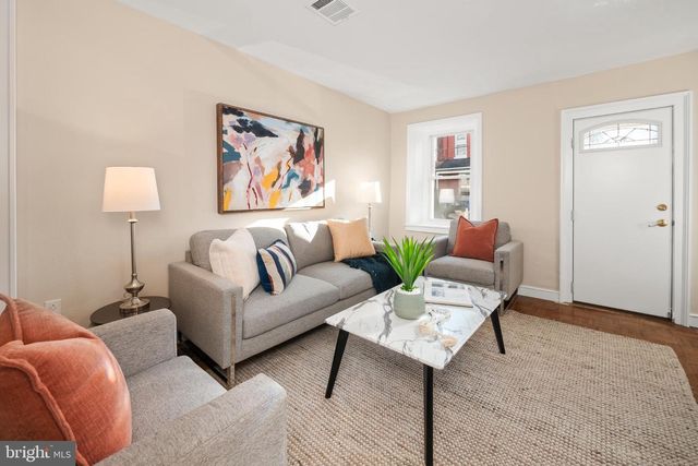 39 W DURHAM ST, Philadelphia, PA 19119