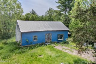 328 North Road, Poestenkill, NY 12018
