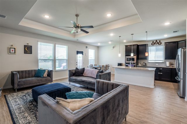 1005 Adelyn Street, Anna, TX 75409