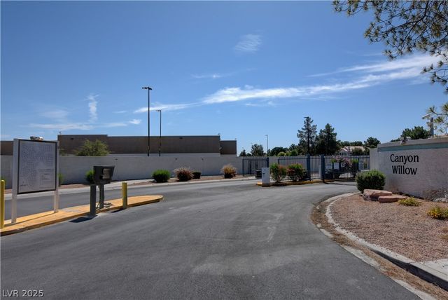 3041 Casey Drive 102, Las Vegas, NV 89120