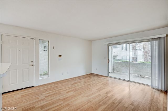 3041 Casey Drive 102, Las Vegas, NV 89120