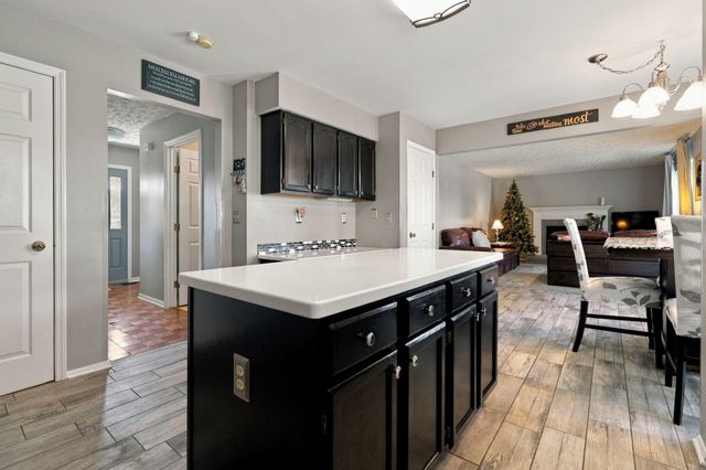 12 Sassafrass Lane, Florence, KY 41042