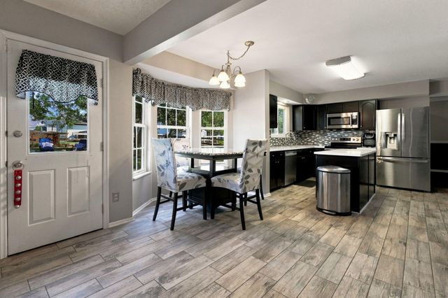 12 Sassafrass Lane, Florence, KY 41042