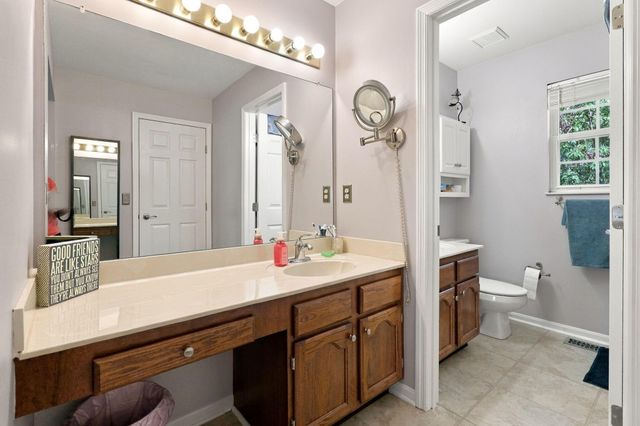 12 Sassafrass Lane, Florence, KY 41042