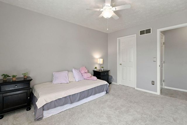 12 Sassafrass Lane, Florence, KY 41042