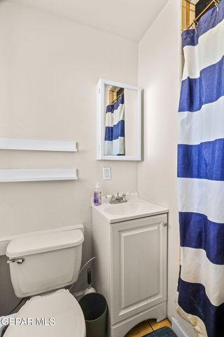 2719 SACRAMENTO Avenue, El Paso, TX 79930