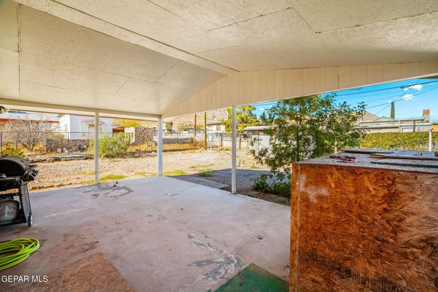 2719 SACRAMENTO Avenue, El Paso, TX 79930