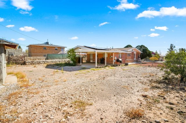 2719 SACRAMENTO Avenue, El Paso, TX 79930