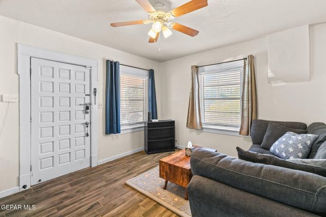 2719 SACRAMENTO Avenue, El Paso, TX 79930