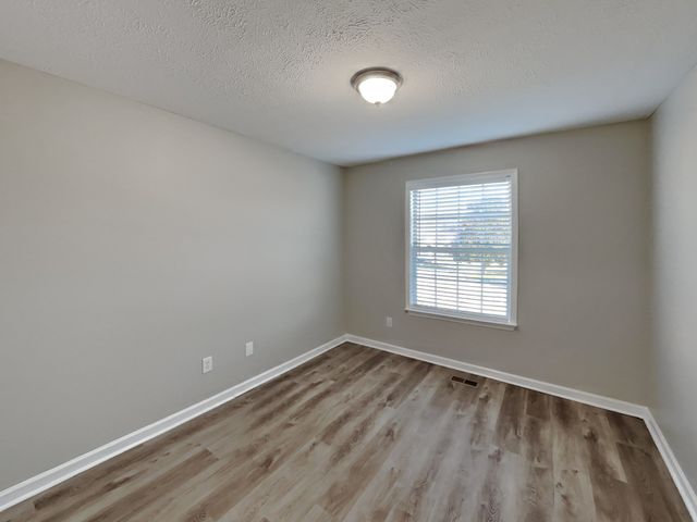 531 Winning Dr, Columbia, TN 38401