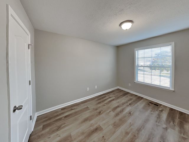 531 Winning Dr, Columbia, TN 38401