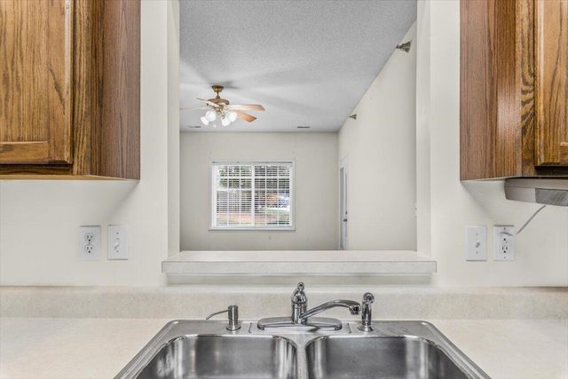 1100 KENNESAW RIDGE RD 504, Columbia, MO 65202