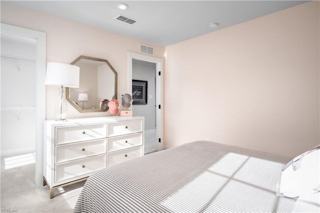 5825 Sherman CT, Virginia Beach, VA 23464