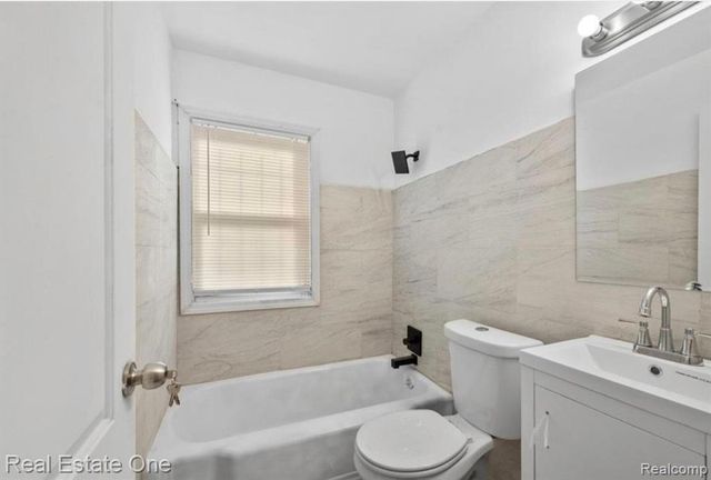 19123 Margareta Street, Detroit, MI 48219