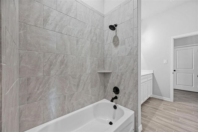 640 Mooney Drive, Saginaw, TX 76179