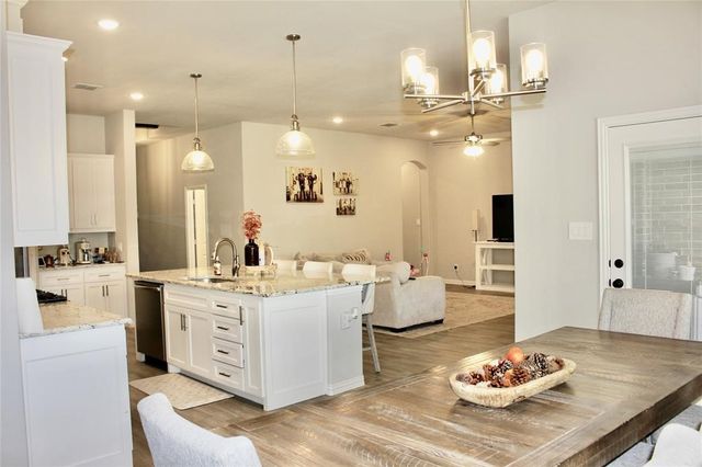 640 Mooney Drive, Saginaw, TX 76179