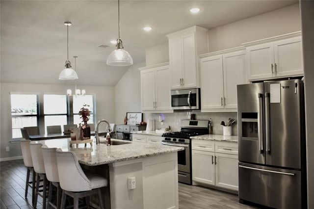 640 Mooney Drive, Saginaw, TX 76179