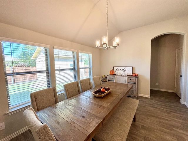 640 Mooney Drive, Saginaw, TX 76179