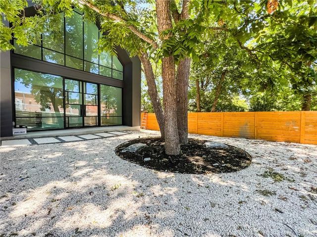 2604 Oaklawn Ave 2, Austin, TX 78722