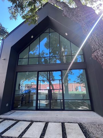 2604 Oaklawn Ave 2, Austin, TX 78722