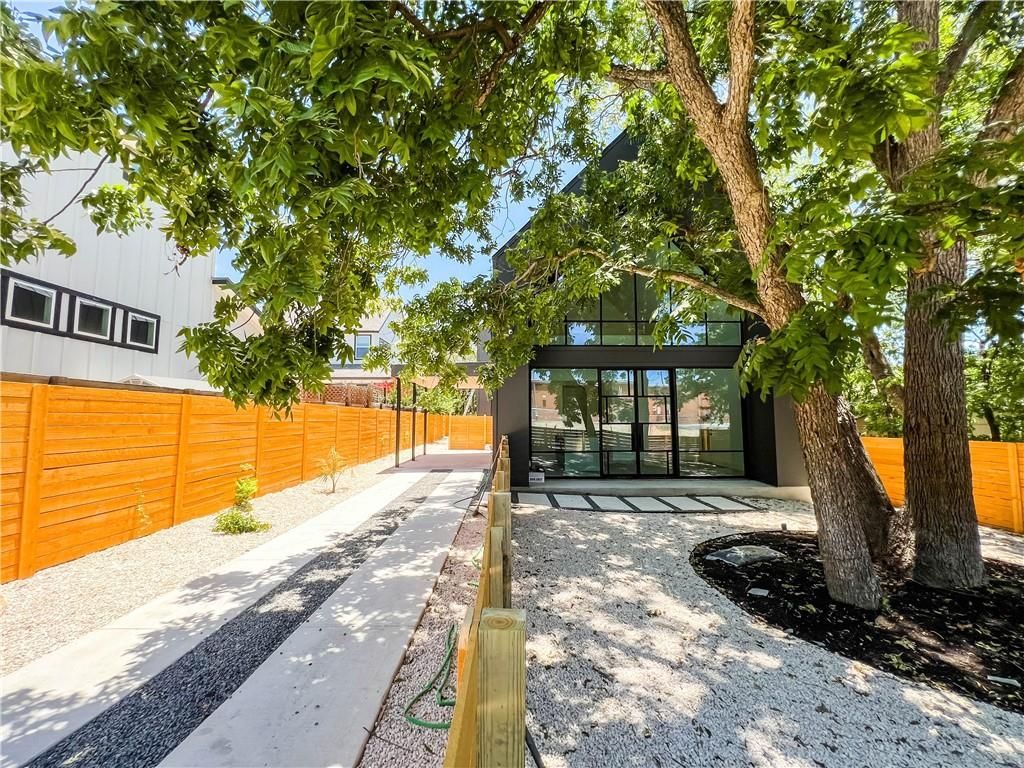 2604 Oaklawn Ave 2, Austin, TX 78722