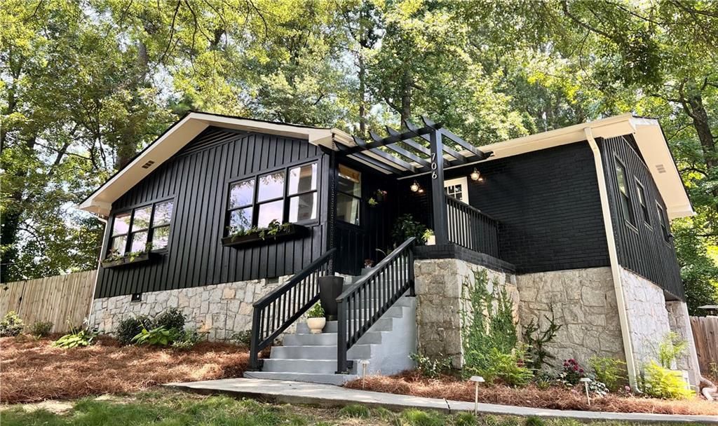 706 Powder Springs SE Street, Smyrna, GA 30080