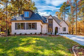 39 Miramont Circle, Little Rock, AR 72223