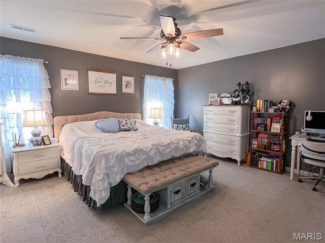 1013 Vardon Meadows Drive, Union, MO 63084