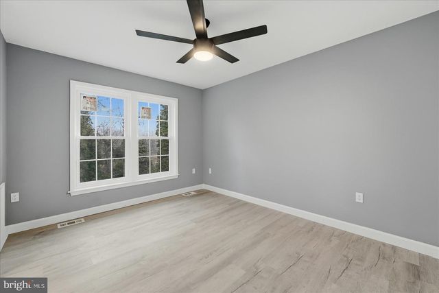 6915 ADEL ST, Capitol Heights, MD 20743