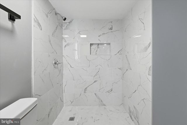 6915 ADEL ST, Capitol Heights, MD 20743