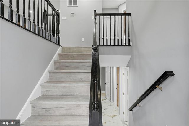 6915 ADEL ST, Capitol Heights, MD 20743