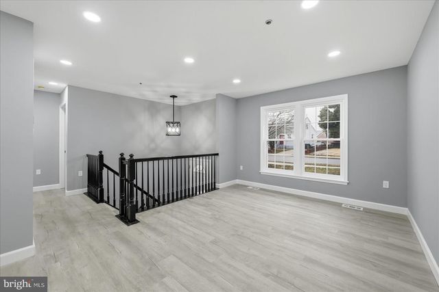 6915 ADEL ST, Capitol Heights, MD 20743