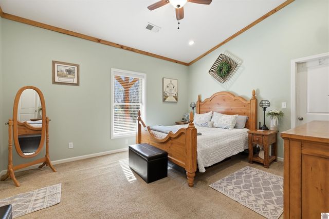 1730 Liberty Rd, Murray, KY 42071