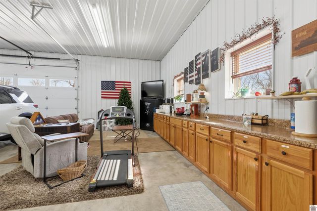 1730 Liberty Rd, Murray, KY 42071