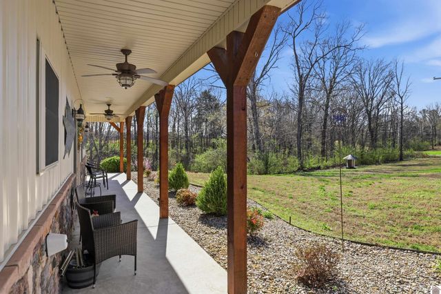 1730 Liberty Rd, Murray, KY 42071