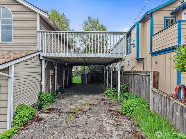 1100 SW 3rd Place, Renton, WA 98057