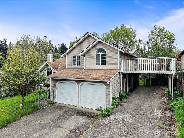 1100 SW 3rd Place, Renton, WA 98057