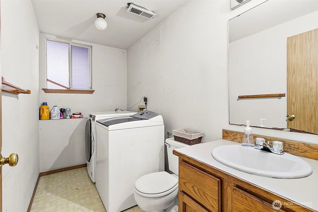 1100 SW 3rd Place, Renton, WA 98057