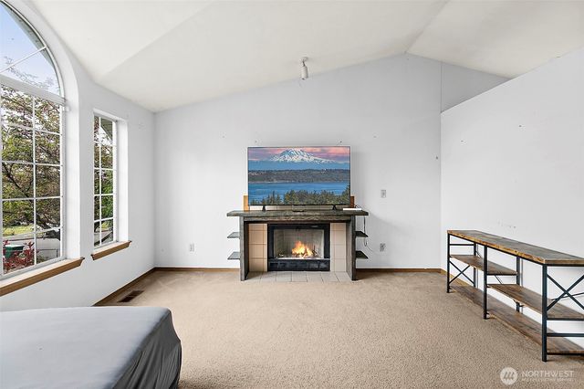 1100 SW 3rd Place, Renton, WA 98057