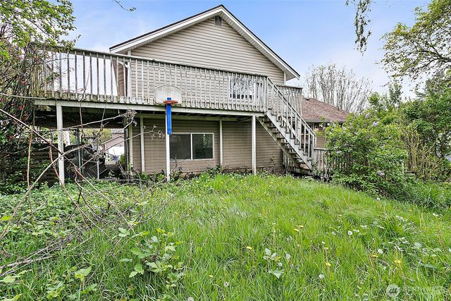 1100 SW 3rd Place, Renton, WA 98057