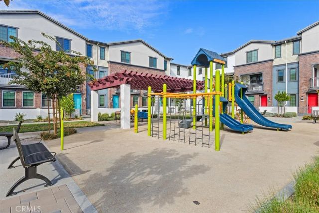 8927 Orangethorpe Avenue, Buena Park, CA 90621