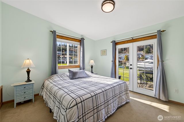 2227 Mariners Way, Oak Harbor, WA 98277