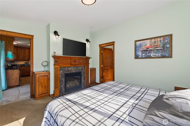 2227 Mariners Way, Oak Harbor, WA 98277