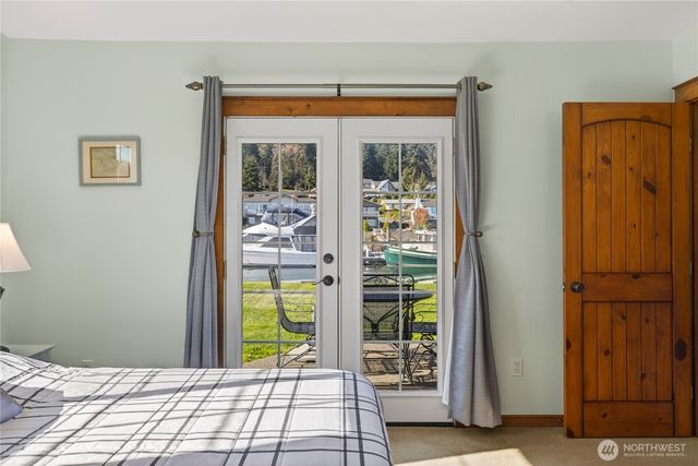 2227 Mariners Way, Oak Harbor, WA 98277